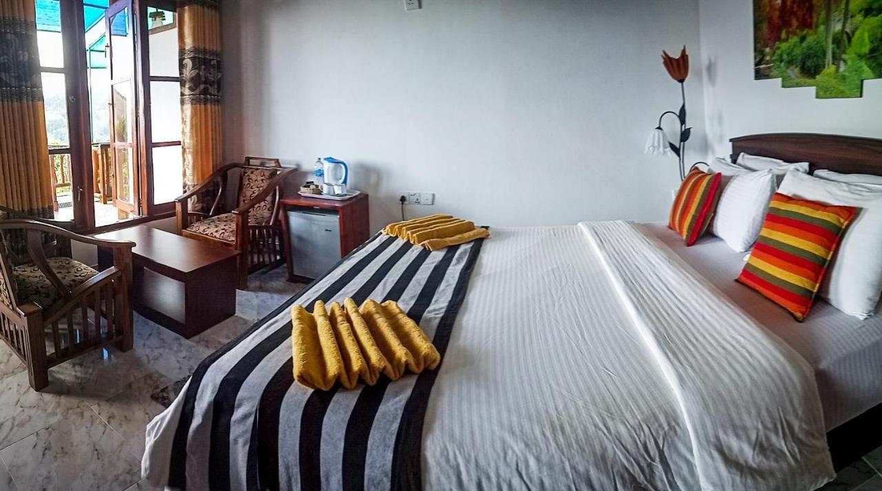 Hotel Blooming Rose Ella Esterno foto