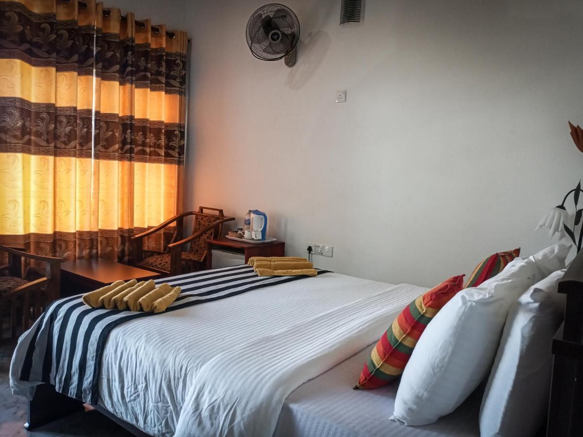 Hotel Blooming Rose Ella Esterno foto