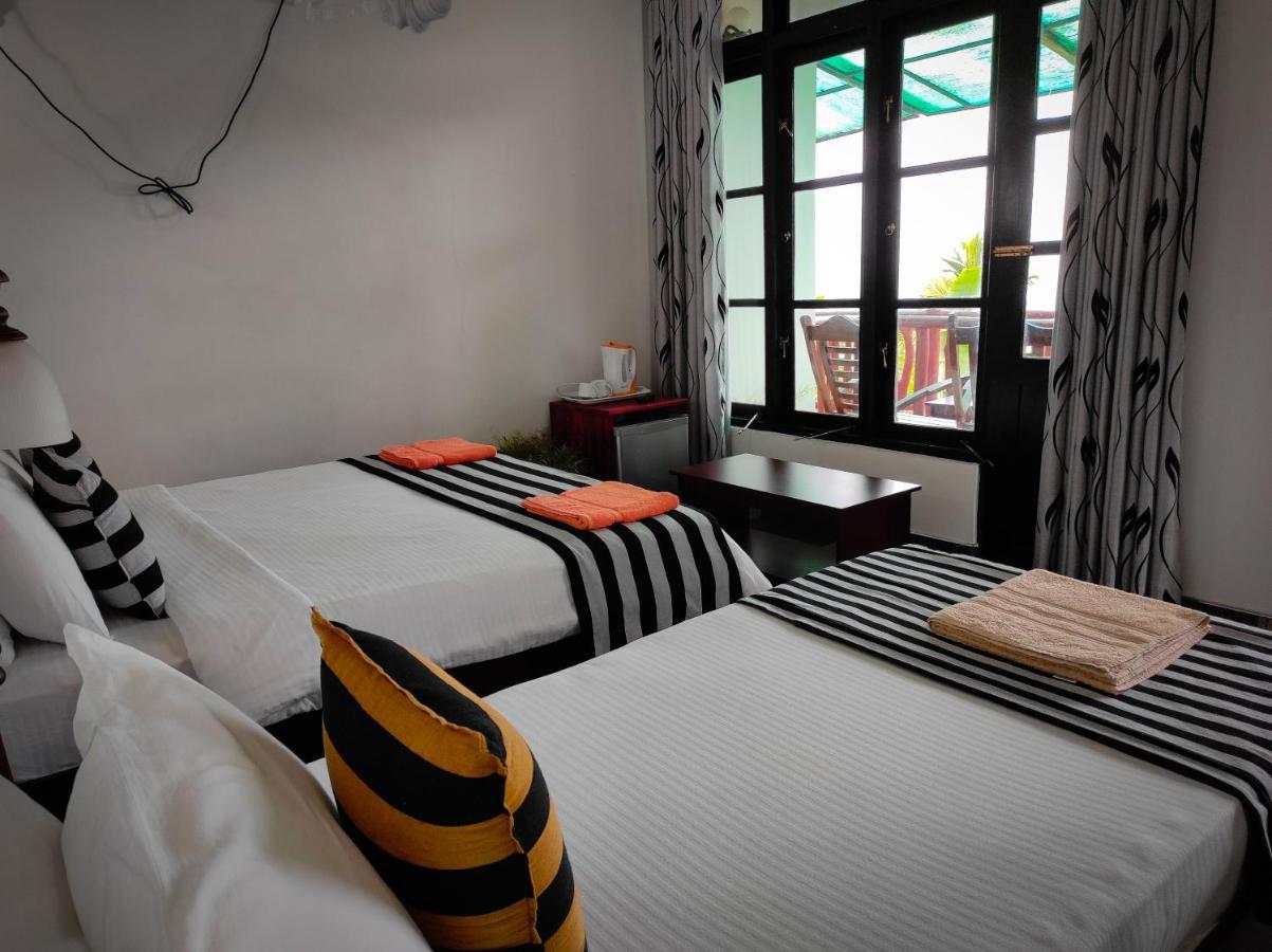Hotel Blooming Rose Ella Esterno foto